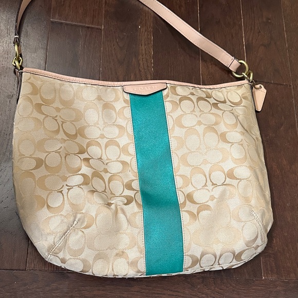 Coach Beige Shoulder Bag - Picture 1 of 4